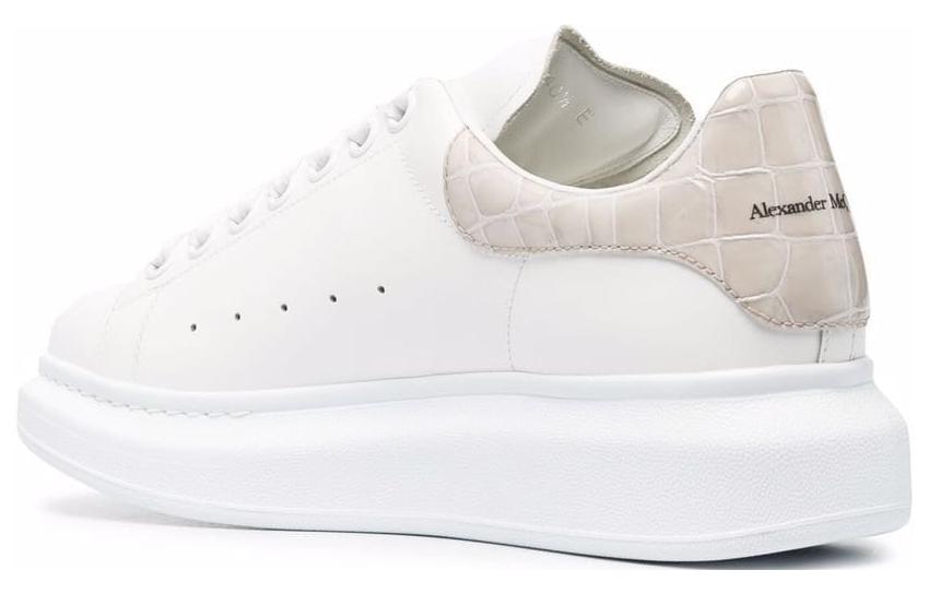 (WMNS) Alexander McQueen Oversized Sneaker 'White Champagne' 553770WHXMY9551