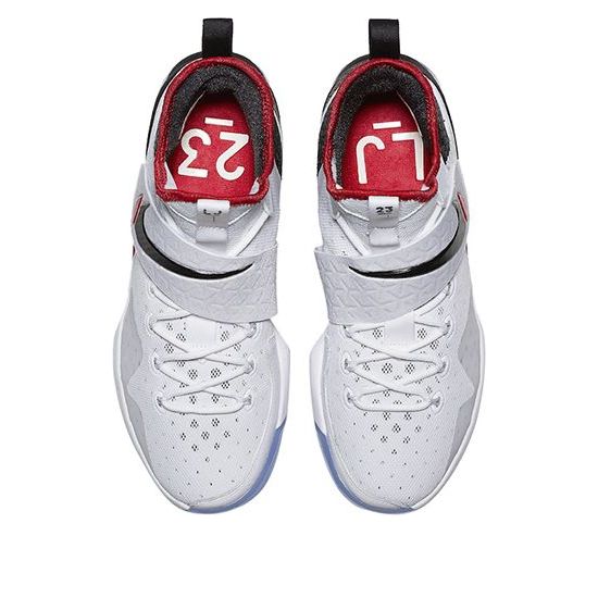 Nike LeBron 14 EP 'Flip the Switch' 921084-103