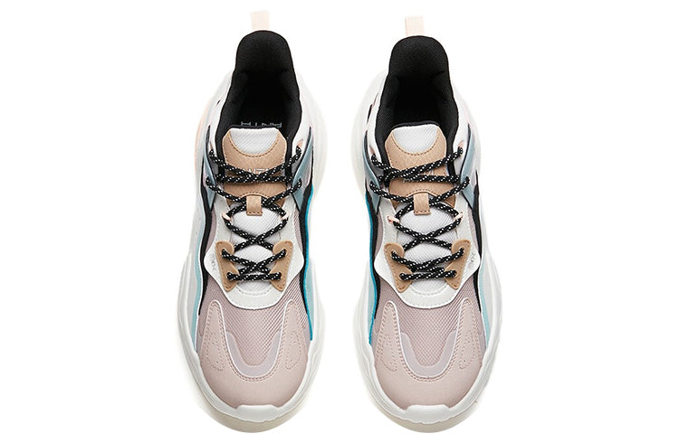 (WMNS) ANTA Mix4 Low 'Grey White Black' 122218812-4