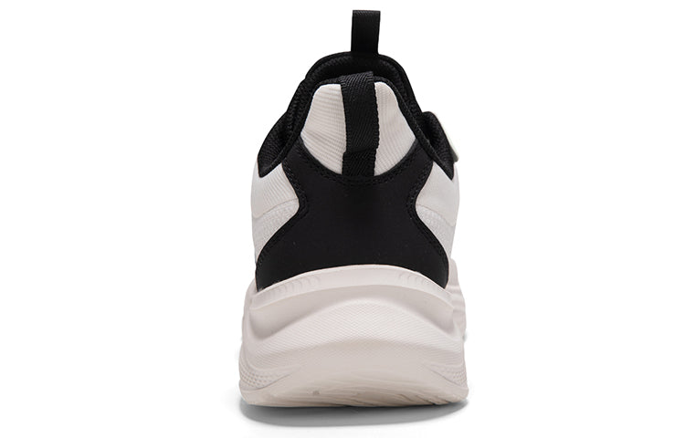 ANTA Running Series Sneakers 'White Green Black' 912235586-2