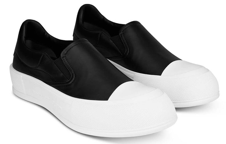 Alexander McQueen Deck Skate Plimsoll 'Black White' 654595WHZT81070