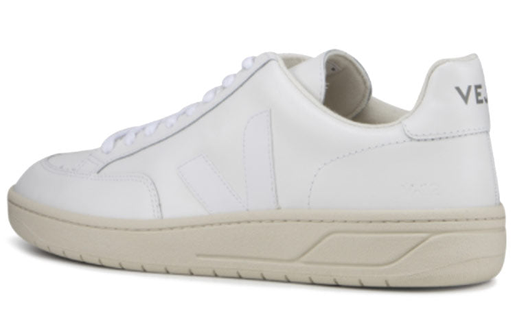 Veja V-12 Leather 'Extra White' XD022297B