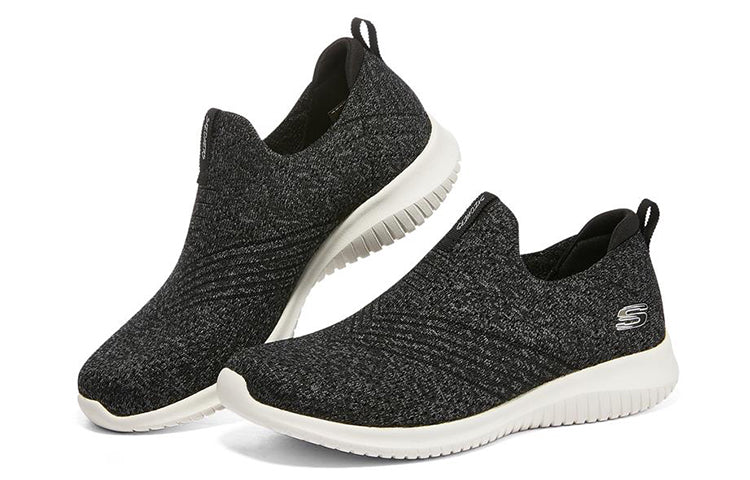 (WMNS) Skechers Go Walk Hyper Burst 'Black' 149426-BKGY