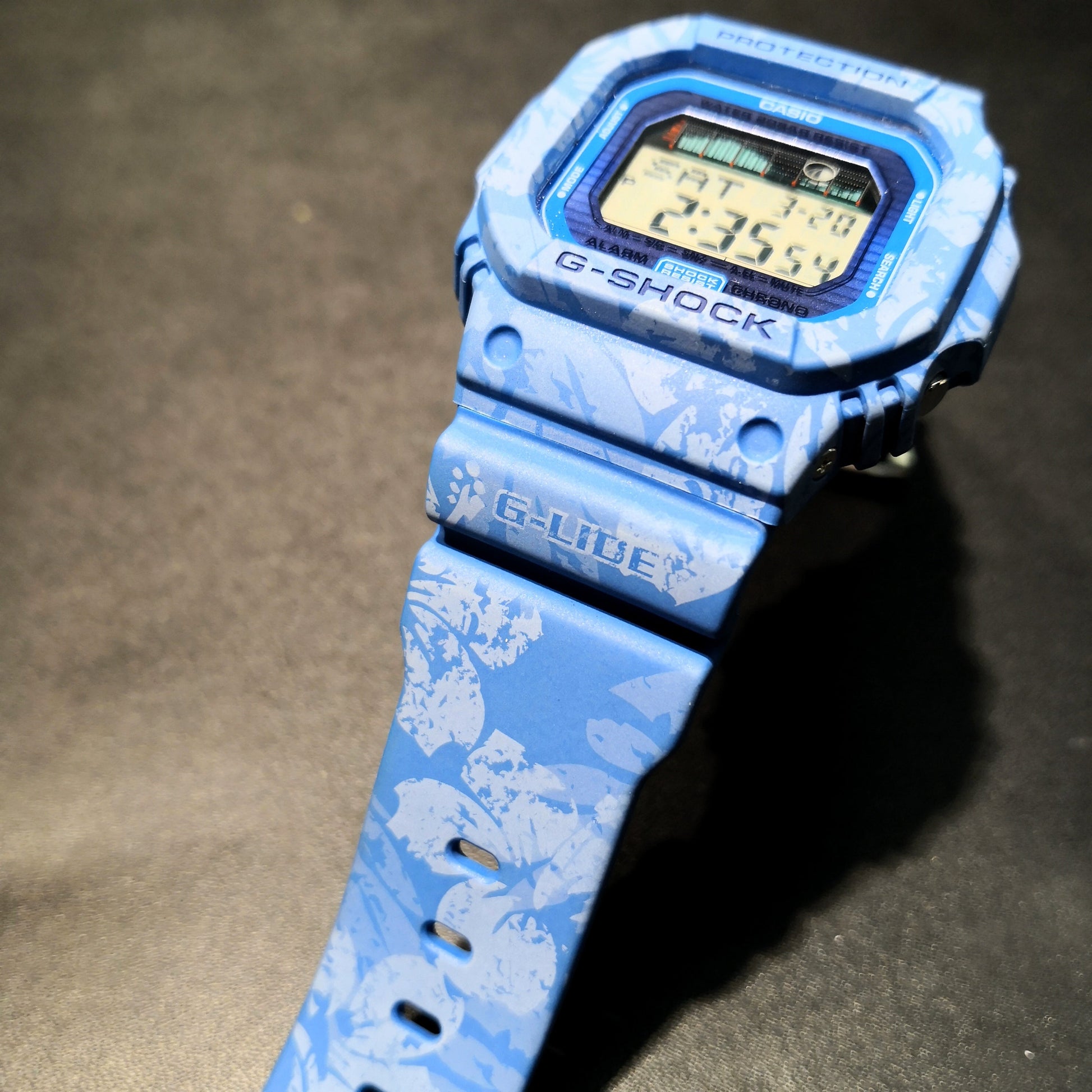 CASIO G-Shock Square 'Light Blue' GLX-5600F-2