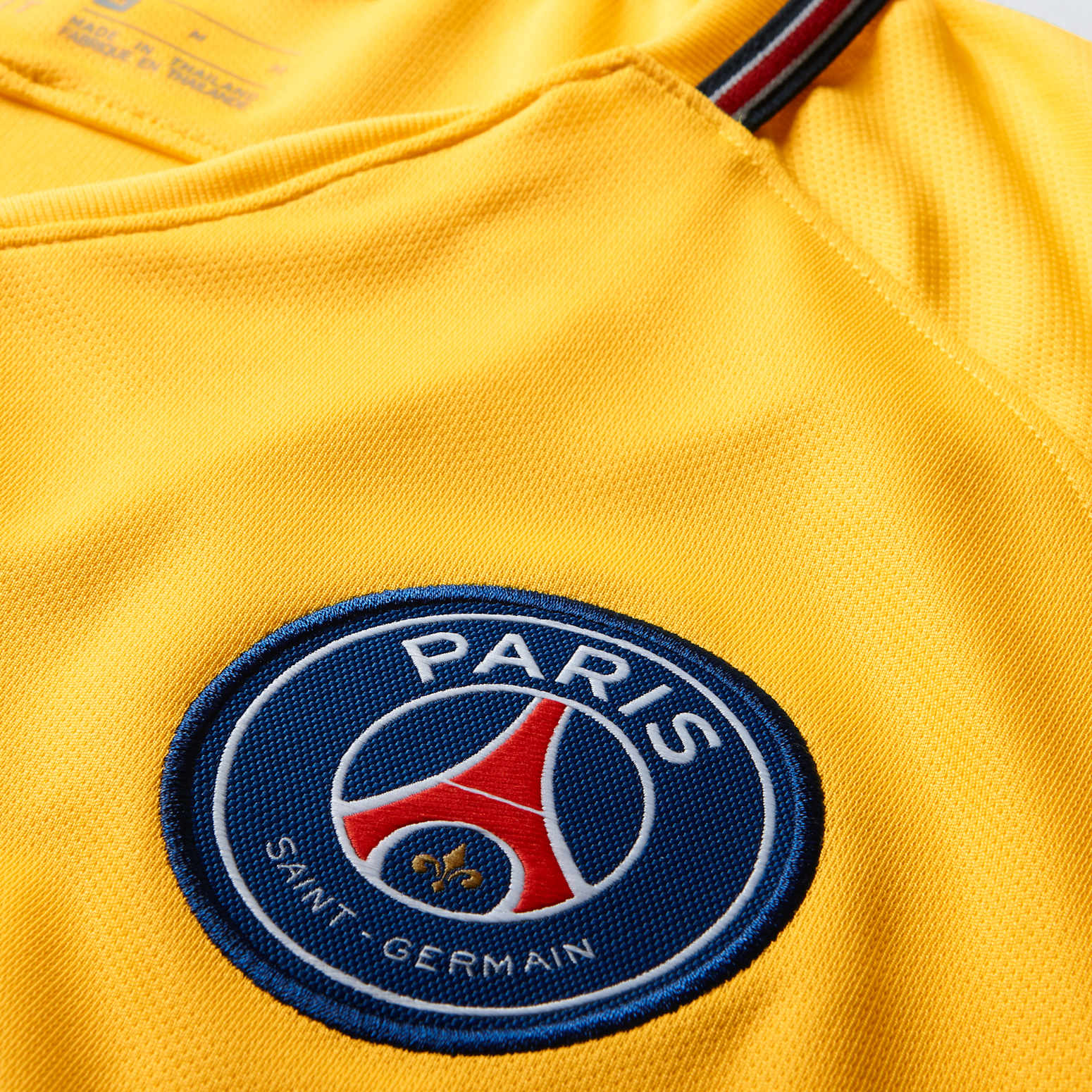 Nike PSG Paris Saint-Germain 17/18 Away Jersey 'Yellow Navy' 847268-720