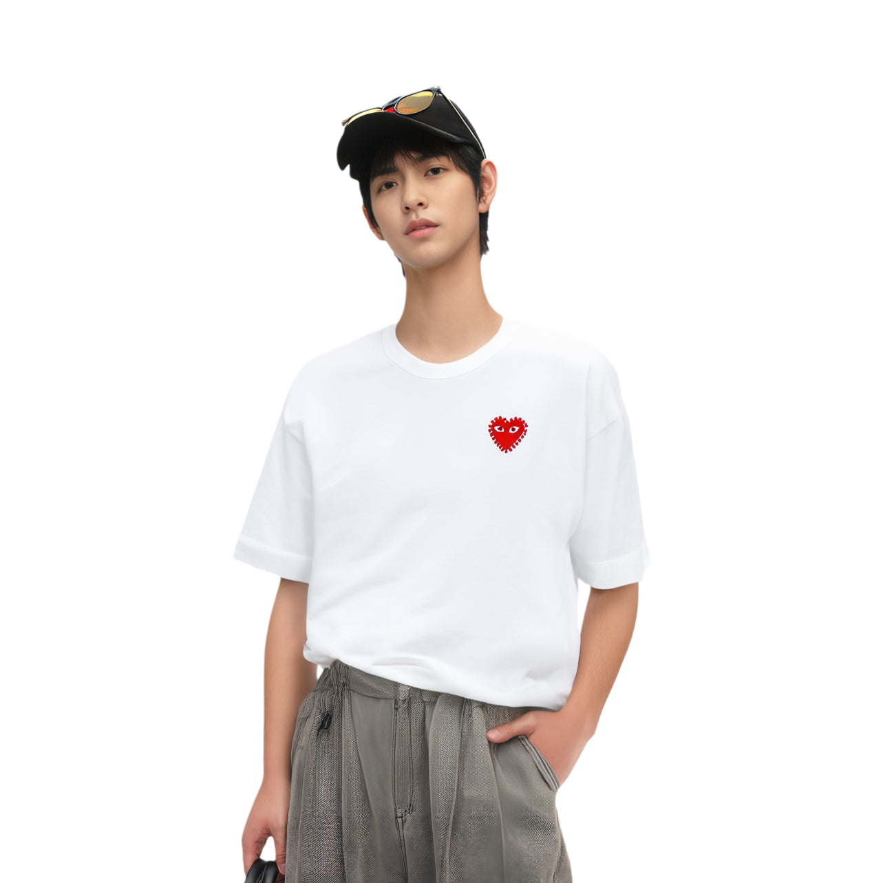 COMME des GARCONS PLAY SS25 Rhinestone Emblem T-Shirt 'White' AX-T801-051-2