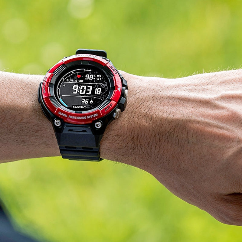CASIO Male PRO TREK Japan / South Korea Fashion Mens RedBlack Digital WSD-F21HR-RDBGE