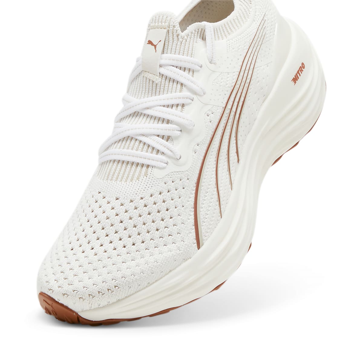 (WMNS) PUMA ForeverRun Nitro Knit 'Warm White Teak' 379140-08