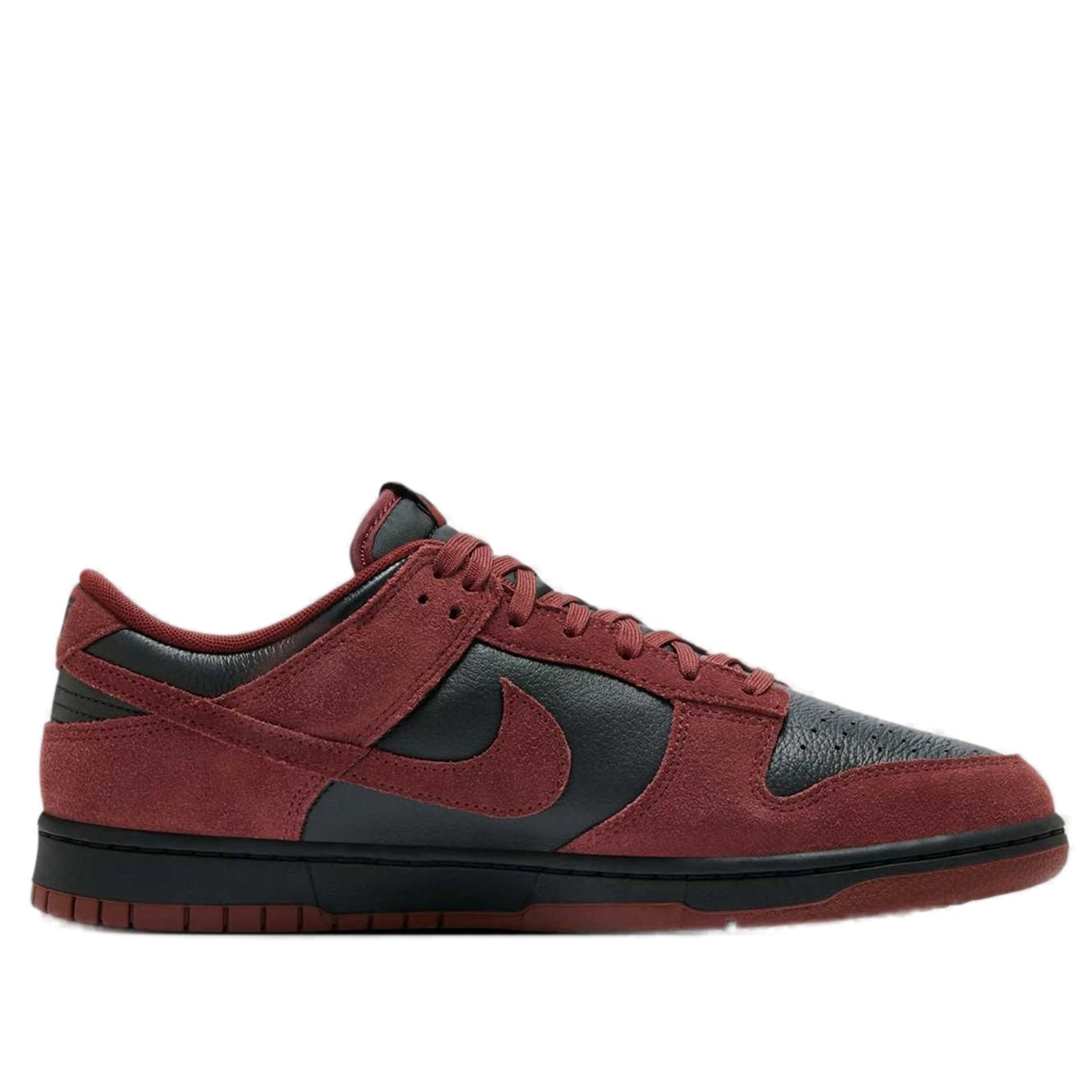 Nike Dunk Low Retro SE 'Black Dark Team Red' FQ8249-002