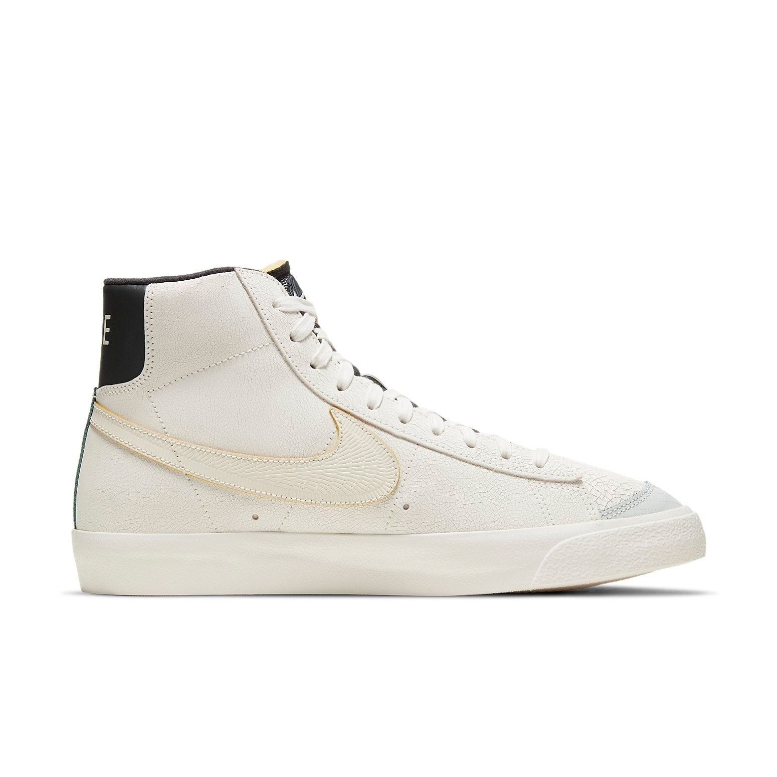 Nike Blazer Mid '77 'Da de Muertos' DC5185-133