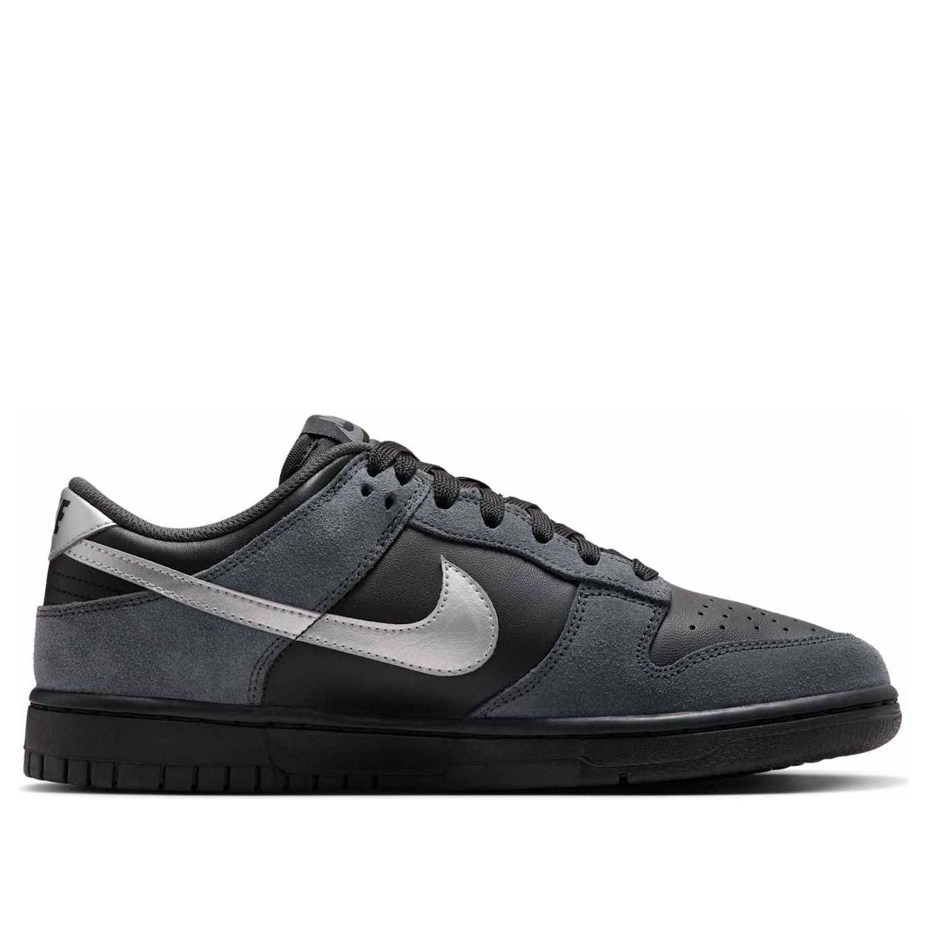Nike Dunk Low 'Black Metallic Silver' II7636-001