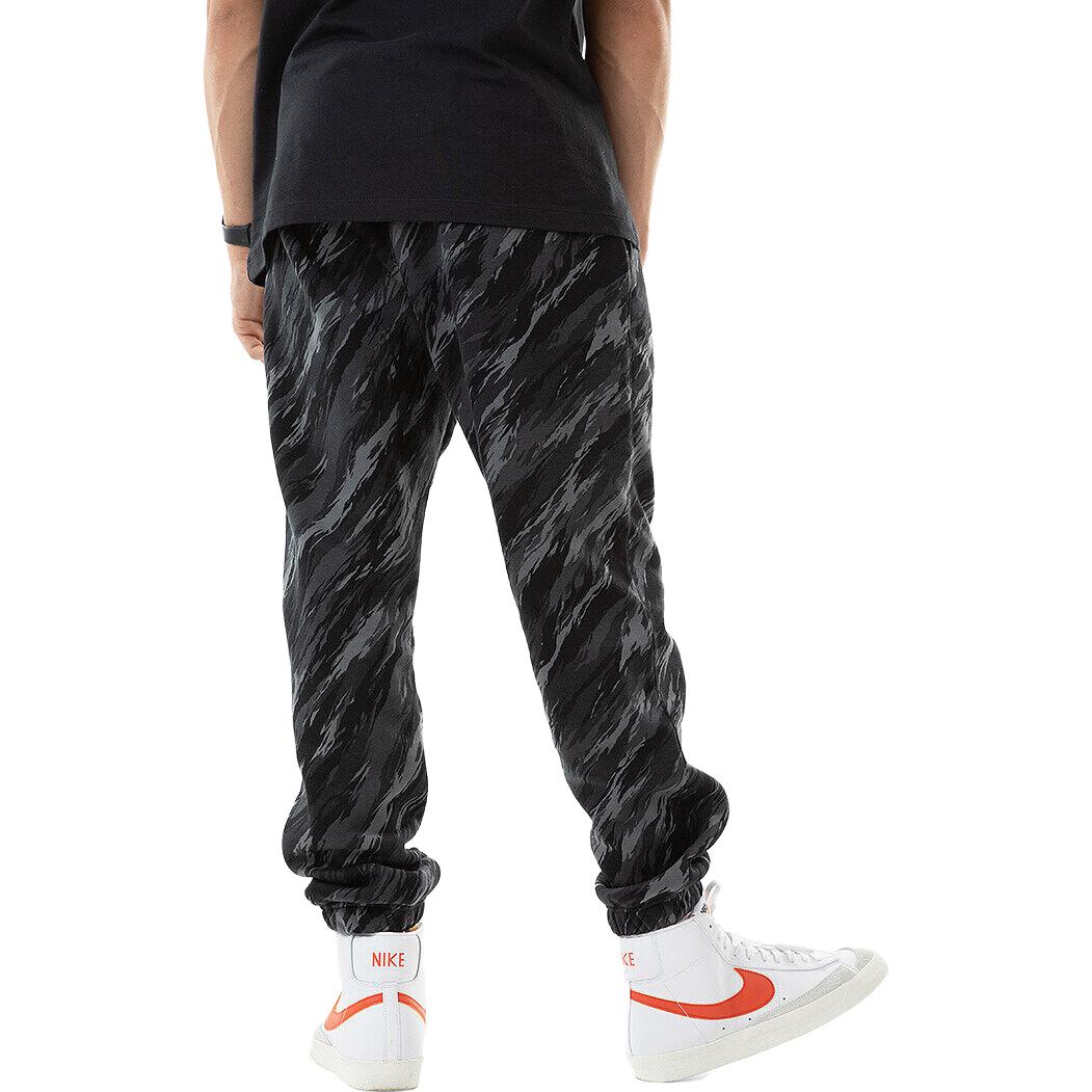 Nike Sportswear Essentials+ Club Sweatpants 'Black Camo' DD5145-010