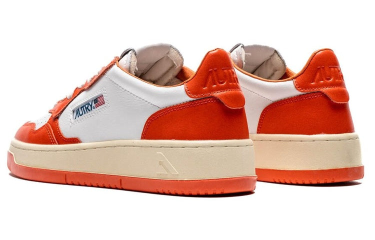 (WMNS) AUTRY Medalist Low Top Bicolor 'White Orange' AULW-WB21