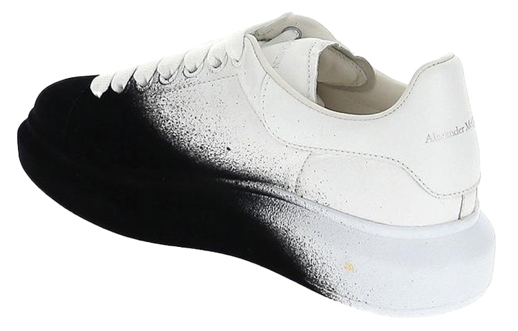 Alexander McQueen Oversized Sneaker 'White Black Velvet Spray' 586388WHWM19034