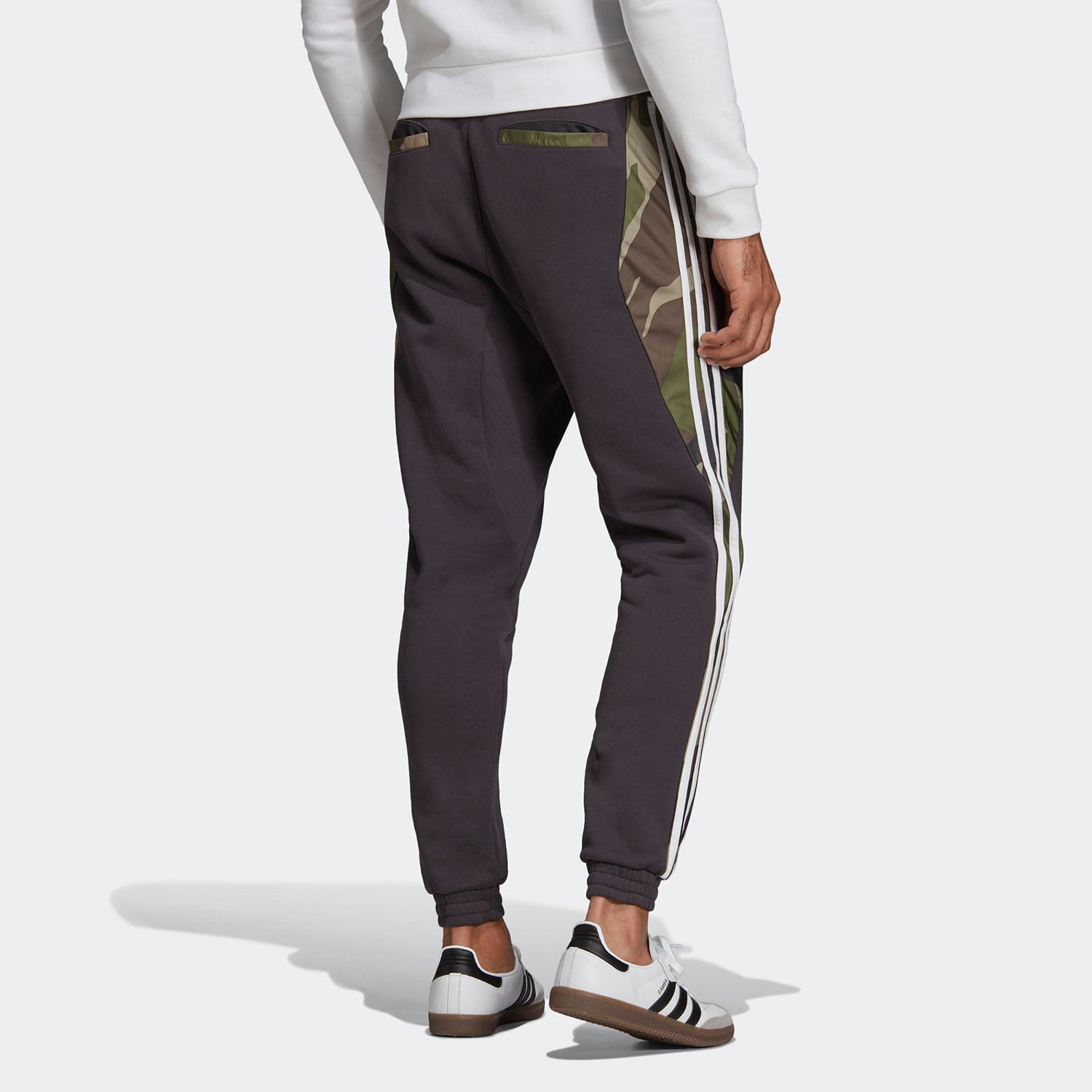 adidas originals Logo EB4089