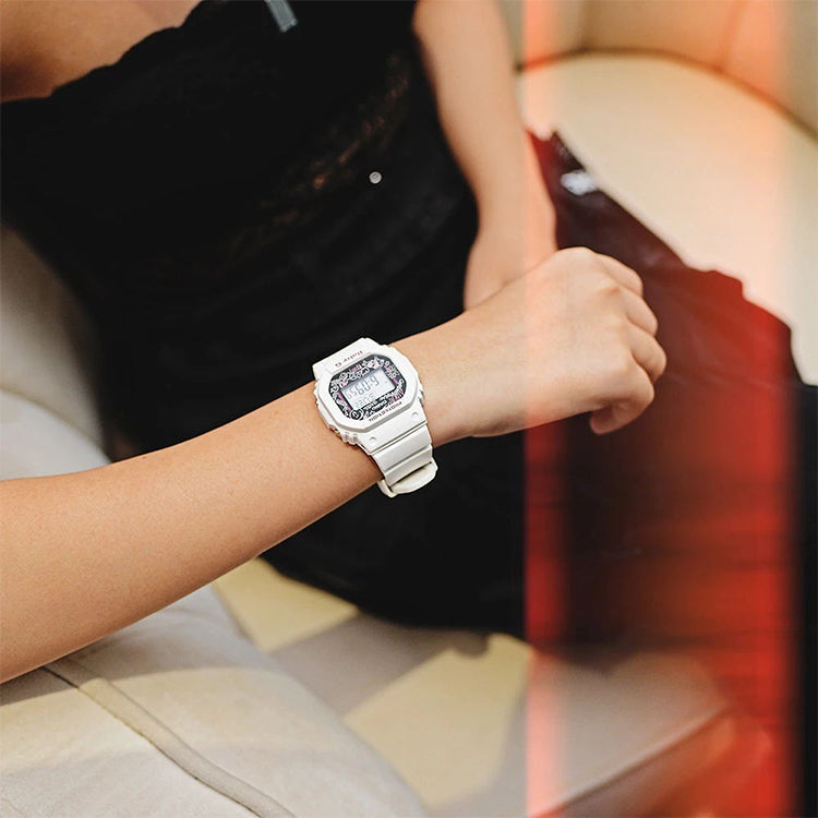 CASIO Baby-G 'White' BGD-560SK-7