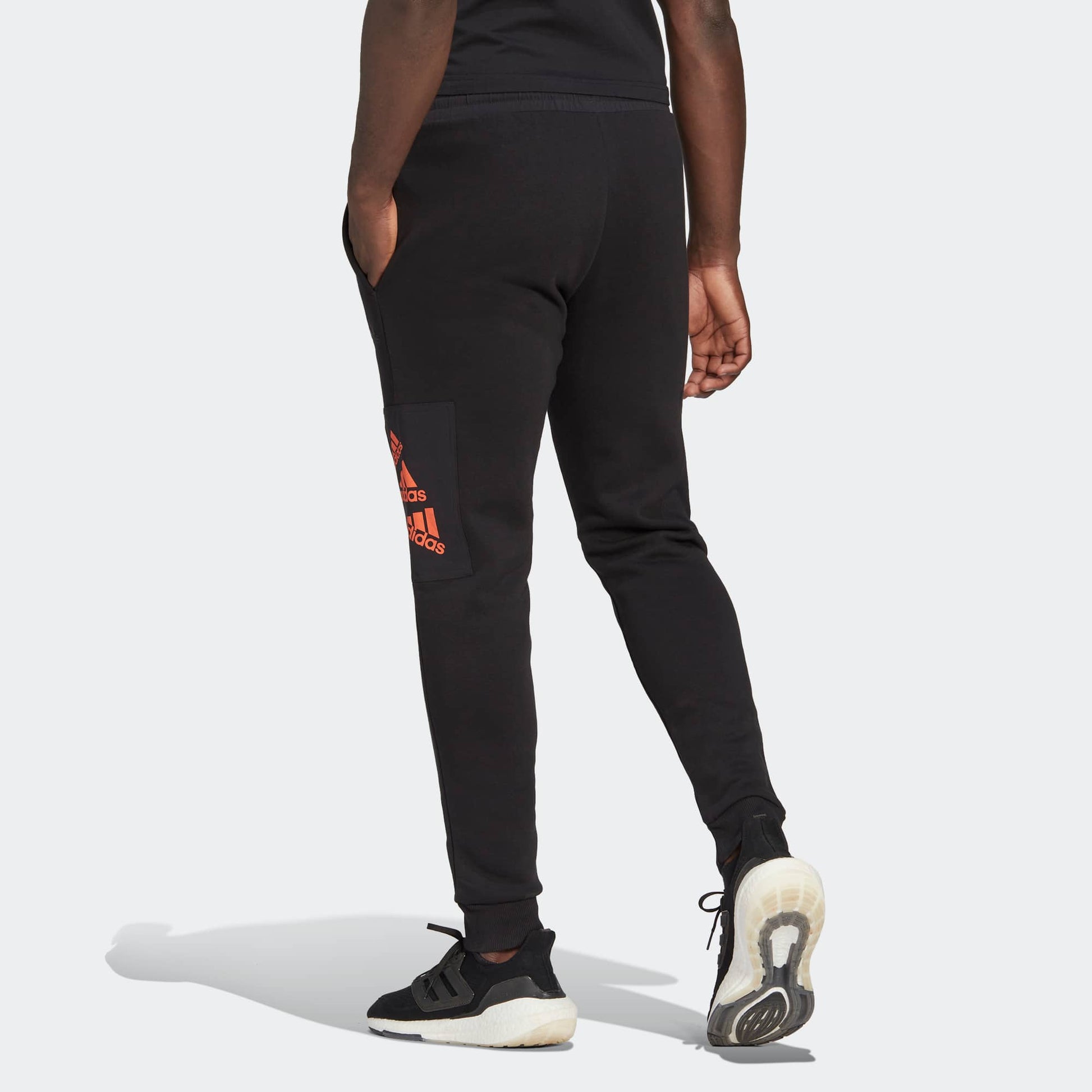 adidas Logo HL9375