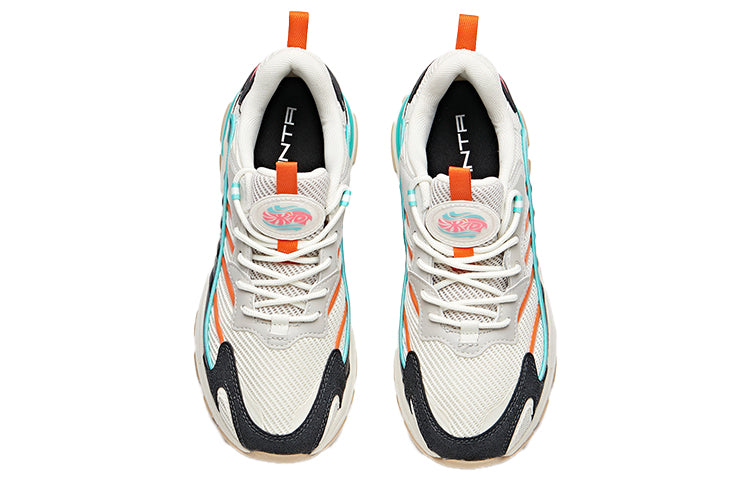 (WMNS) ANTA Millennium Glacier 'White Grey Black' 122028899-4