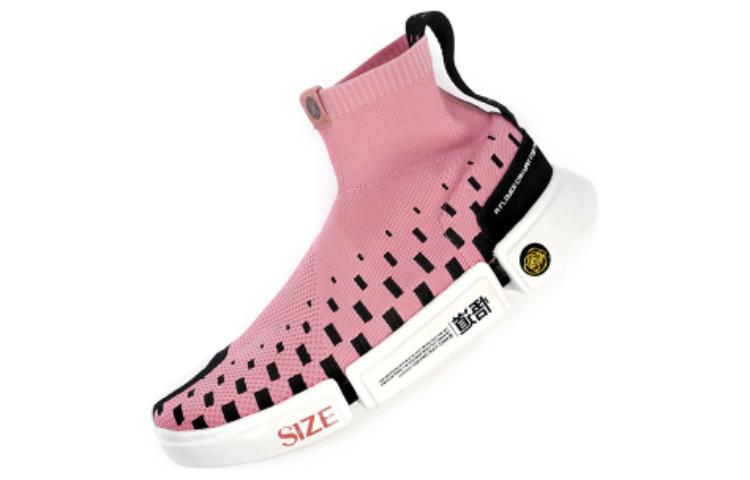 Li-Ning Wade Essence 2 x Size? AGWN009-7