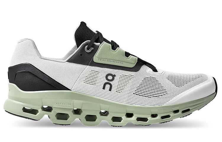 On Running Cloudstratus 'White Black Green' 39.99212