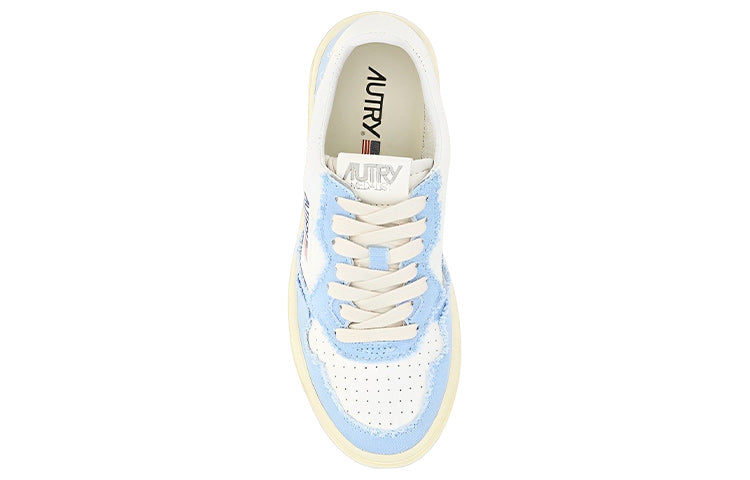 (WMNS) AUTRY Medalist Low Leather and Fabric 'White Baby Blue' AULW-CB04
