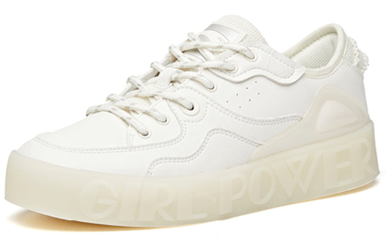 (WMNS) ANTA Life Series Sneakers 'White' 122038042-1