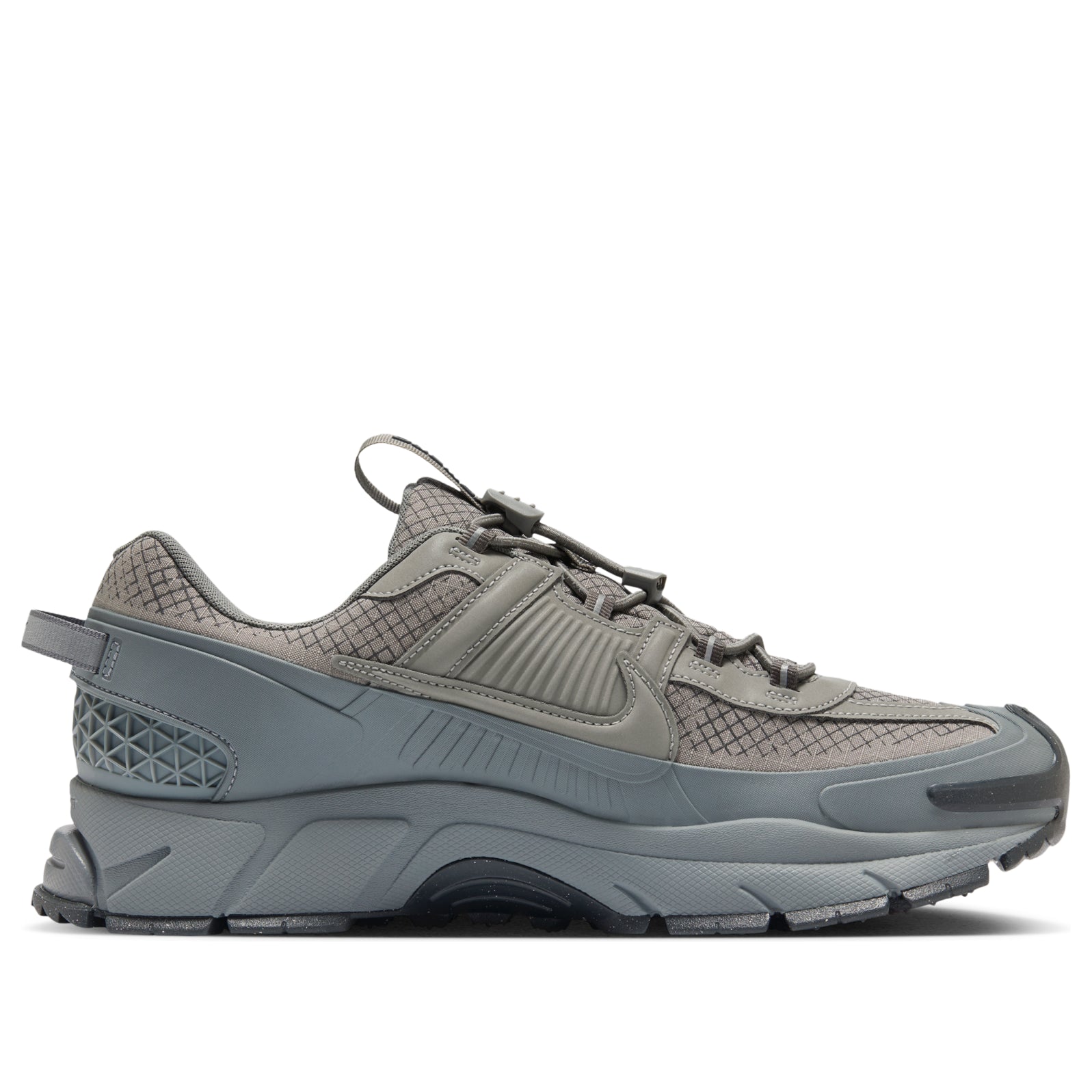 Nike Air Zoom Vomero Roam 'Metallic Pewter Cool Grey'  HV6901-001