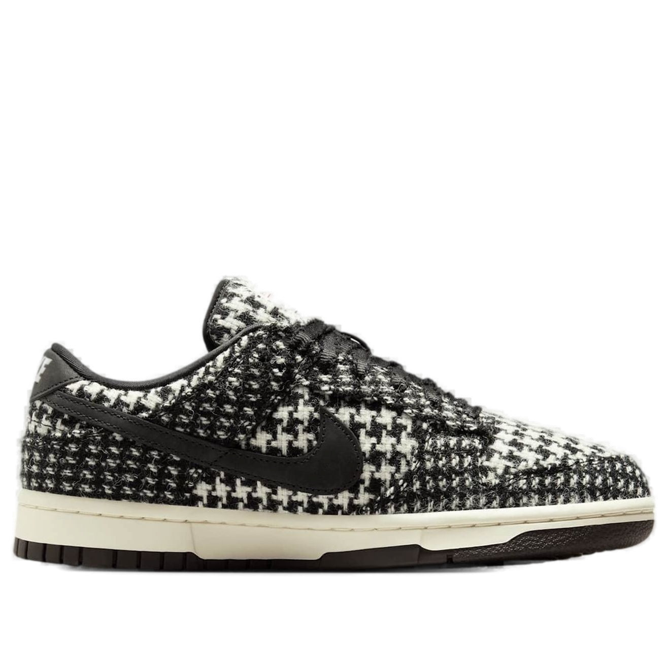 (WMNS) Nike x Harris Tweed Dunk Low 'White Black' HQ5036-901