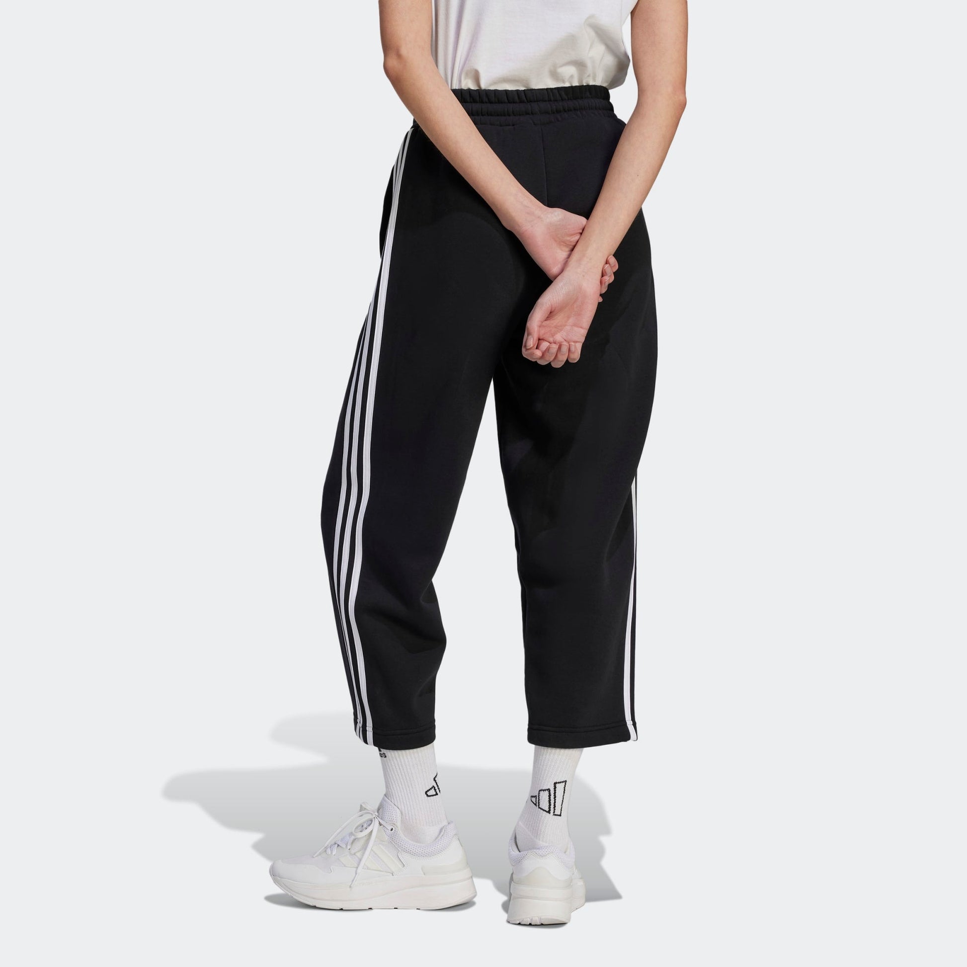 adidas Essentials 3-Stripes Open Hem Sweatpants 'Black' HZ5748
