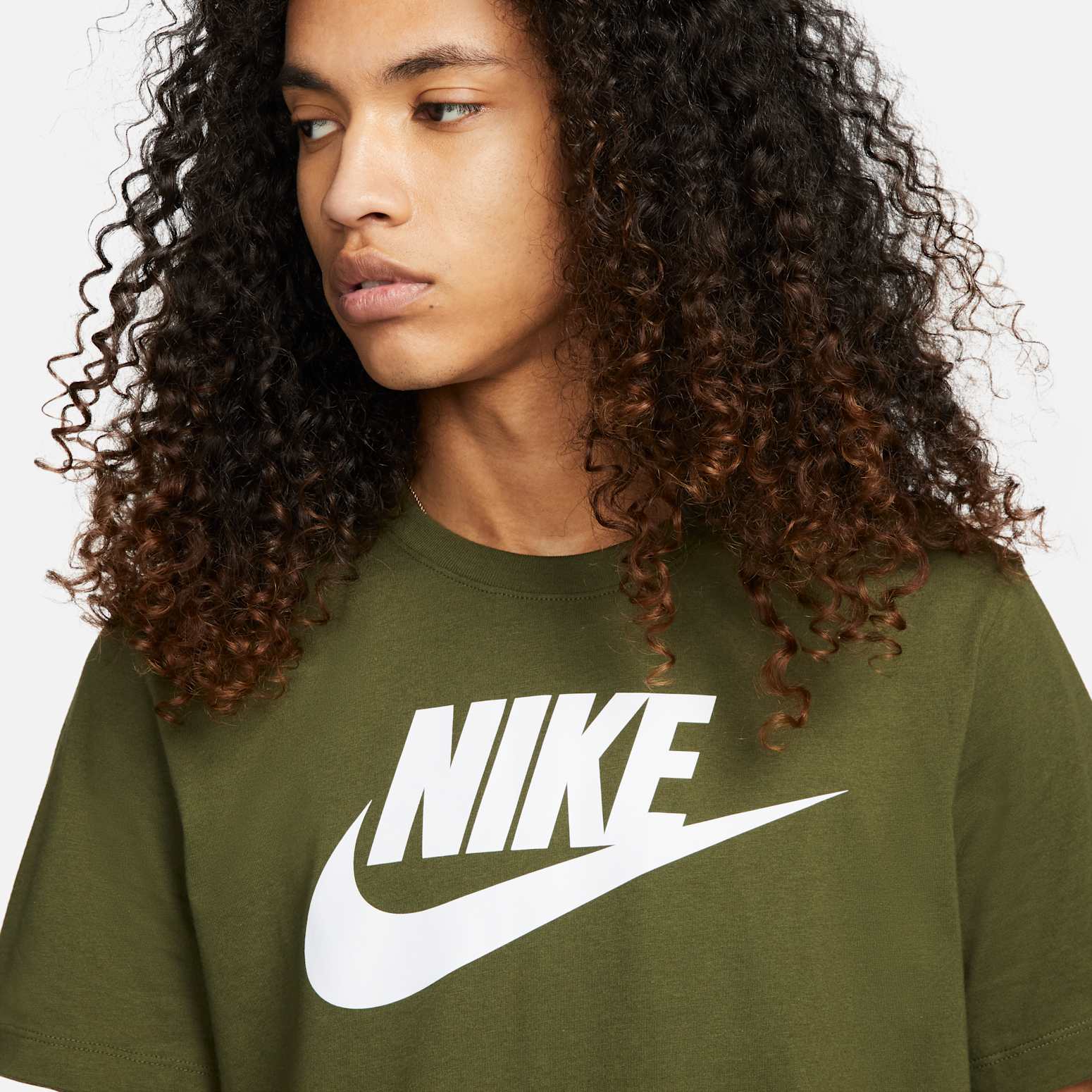 Nike Sportswear T-Shirt 'Rough Green White' AR5004-327