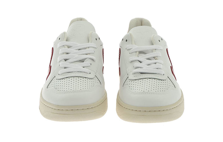 Veja V-10  Lace-Up 'White Marsala' VX021944