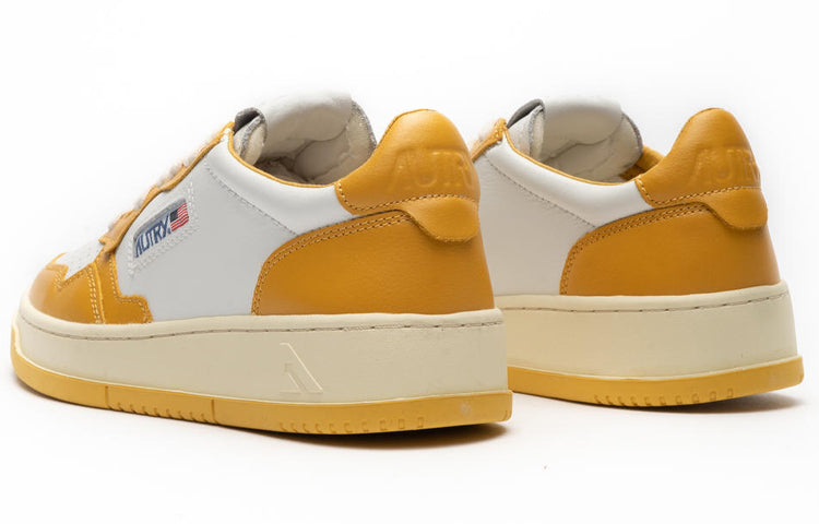 (WMNS) AUTRY Medalist Low Bicolor 'White Yellow' AULW-WB12