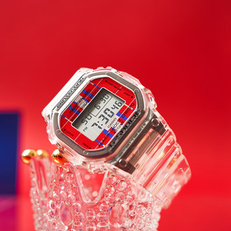 CASIO G-Shock Digital 'White orange' DWE-5600KS-7JR