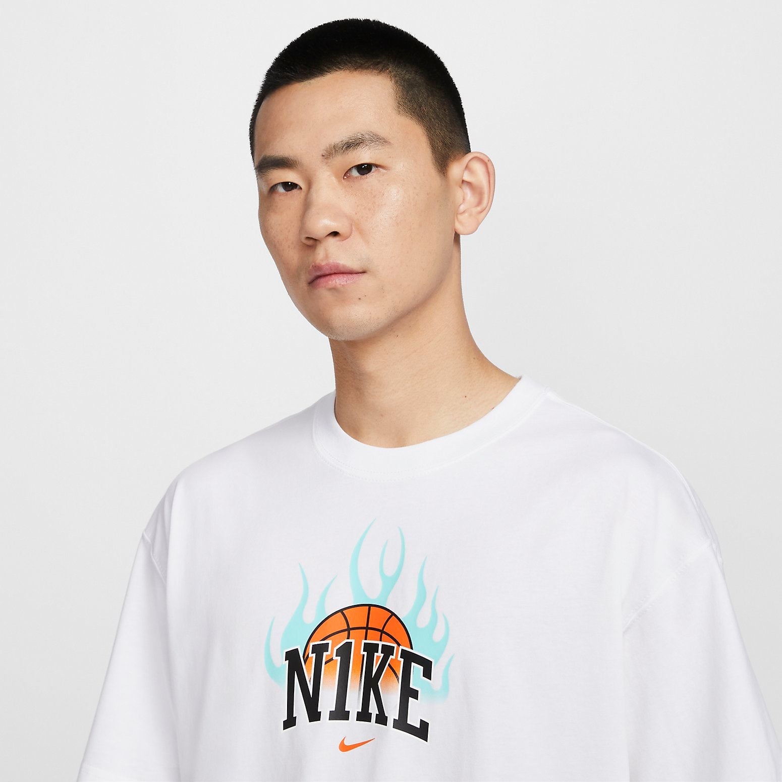 Nike Graphic T-shirt 'White' HF6156-100