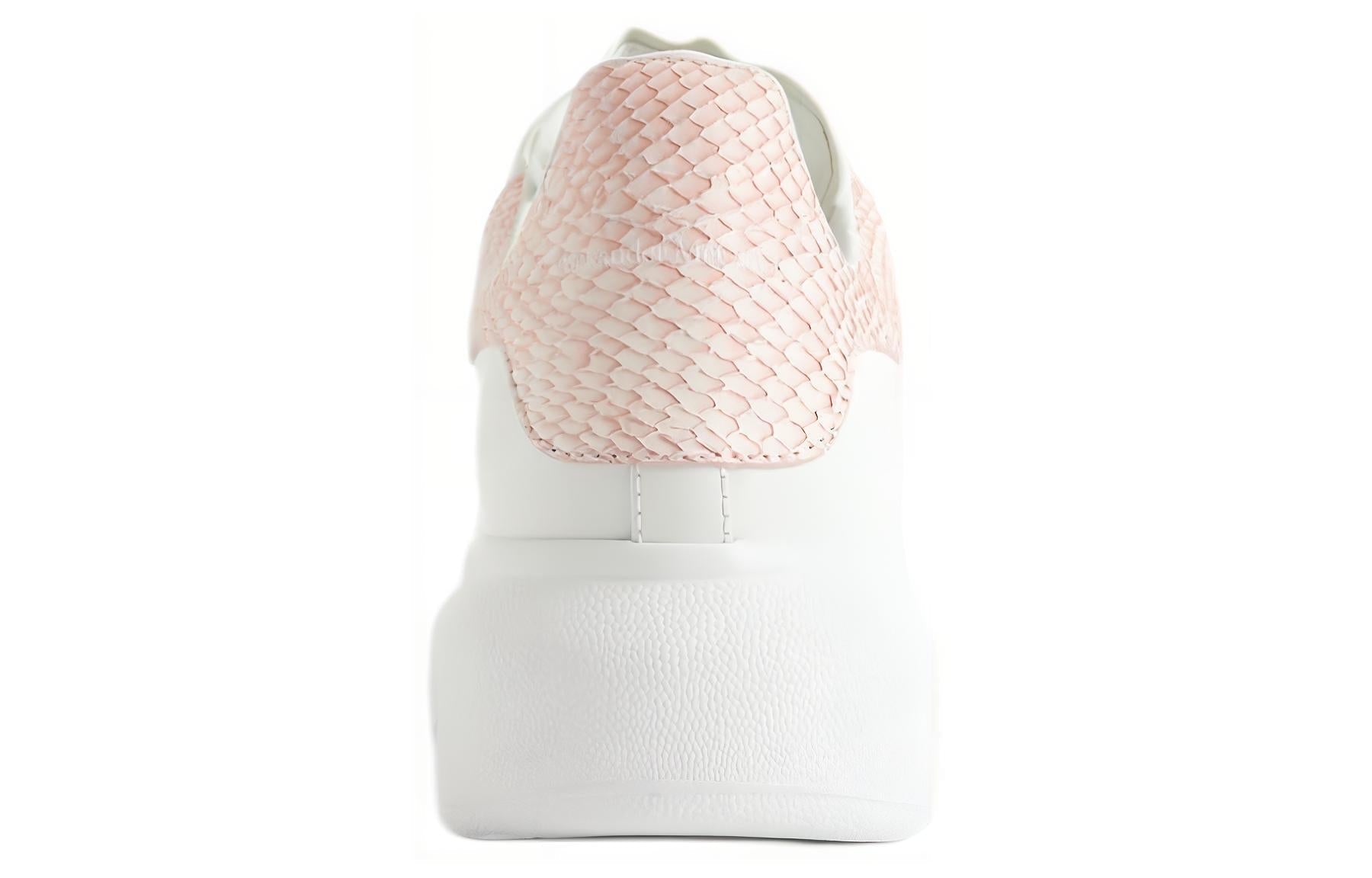 (WMNS) Alexander McQueen Oversized Sneakers 'White with Pink Python Spoiler' 718139WIEEK8761