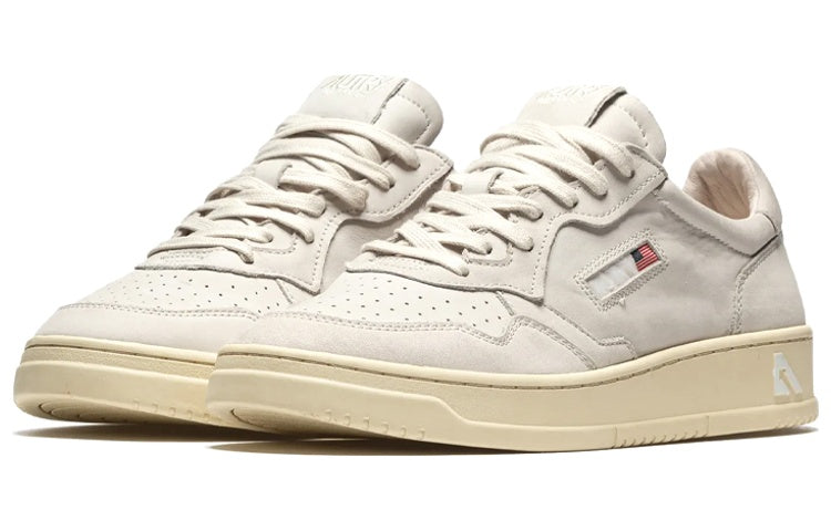 Autry Medalist Low Nubuck 'White' AULM-NN01