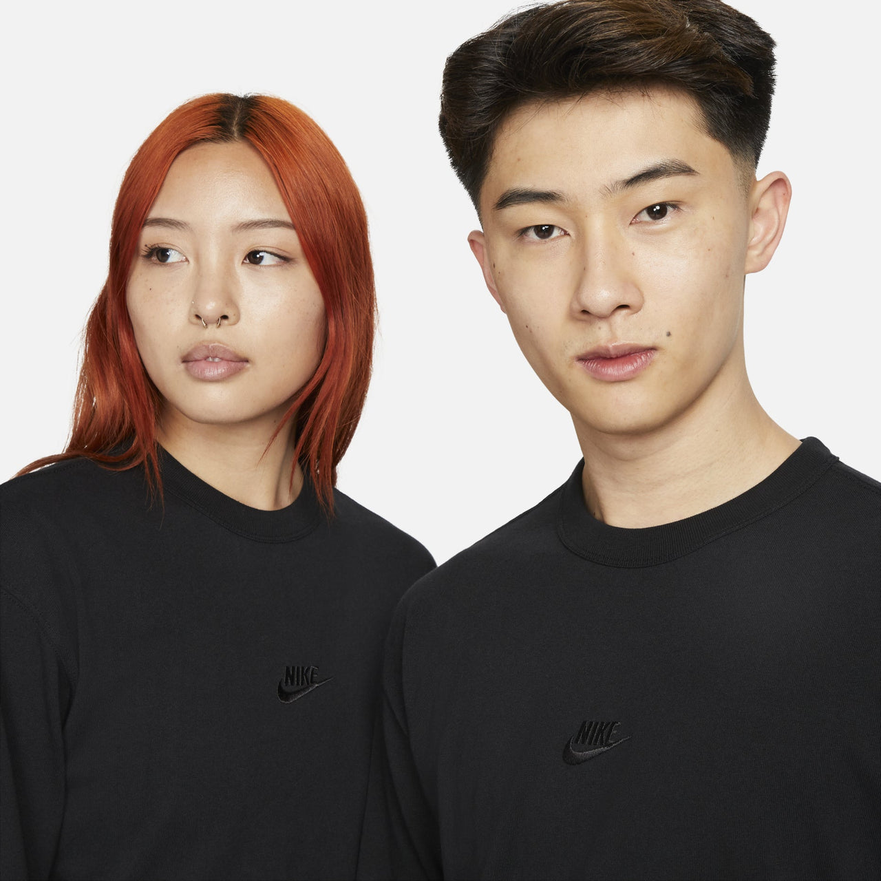 Nike Sportswear Premium Essentials Solid Color Sports Round Neck Pullover Long Sleeves Black DO7391-010