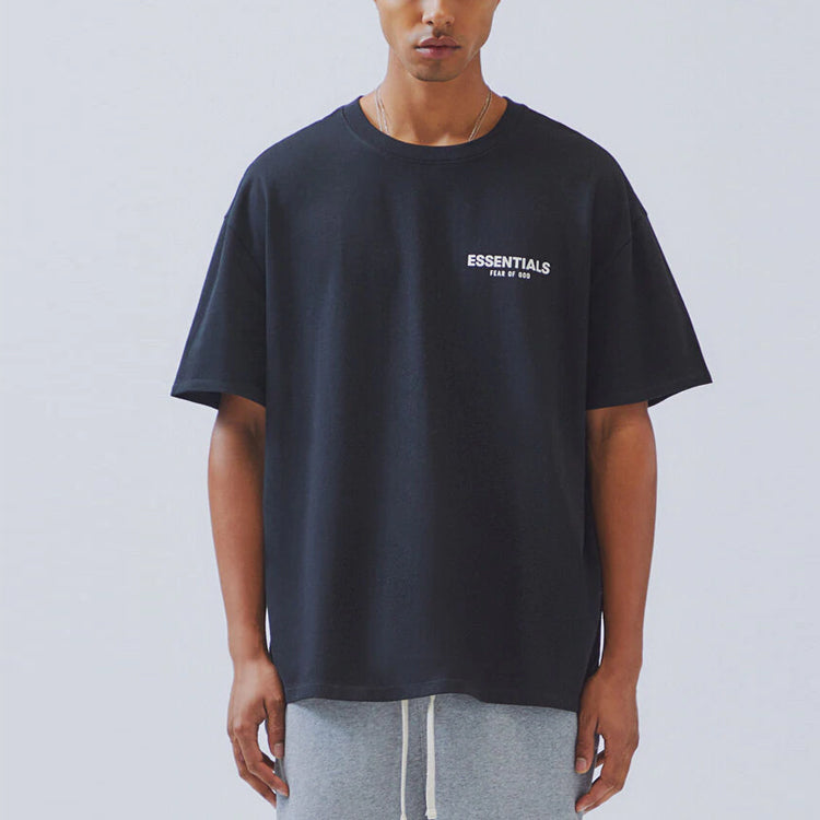 Fear of God Essentials Boxy Black Logo Tee 0125250500094001