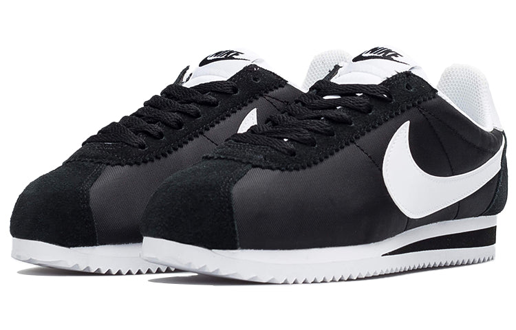 (WMNS) Nike Classic Cortez Nylon 'Black White' 749864-011