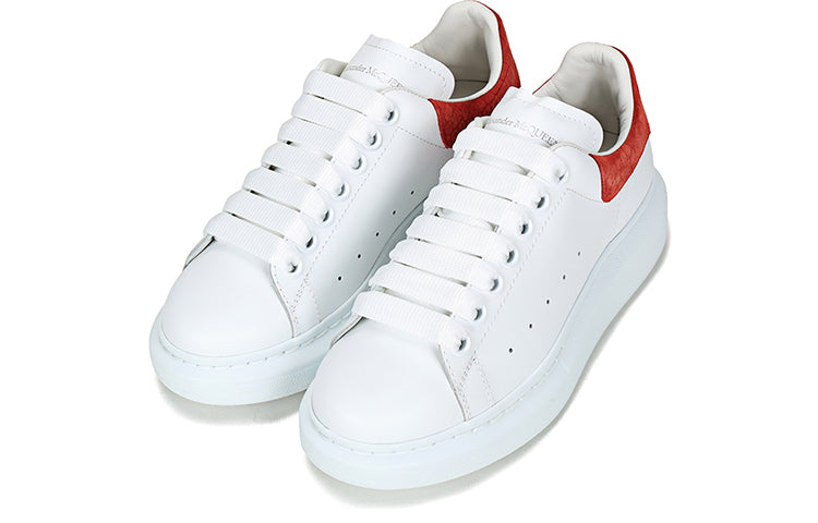 (WMNS) Alexander McQueen Oversized Sneaker 'Red Embossed Suede Crocodile' 650788WHZ4K9294