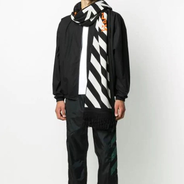 Off-White Cotton Icon Classic Scarf Black/White OMMA001E20KNI0011001