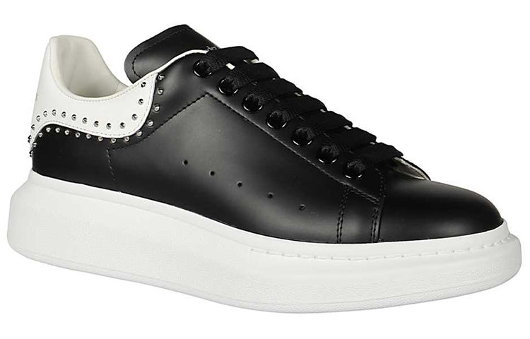 Alexander McQueen Oversized Sneaker 'Black Studs' 628017WHTQQ1071