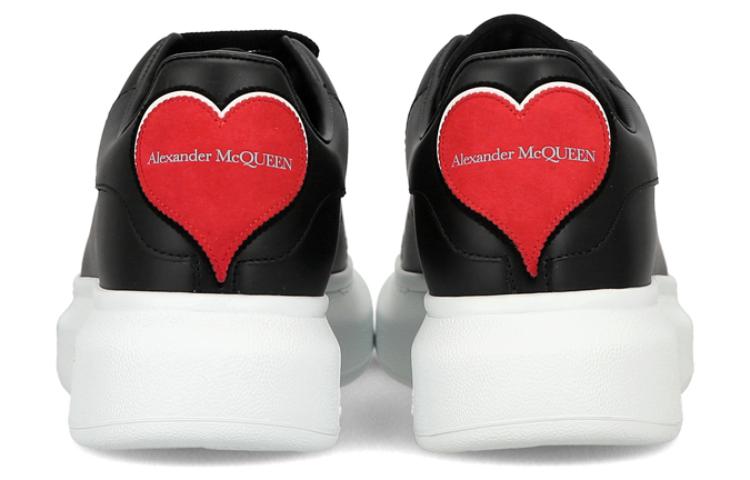 (WMNS) Alexander McQueen Heart Oversized Sneakers 'Black ' 641859WHZ4E1066
