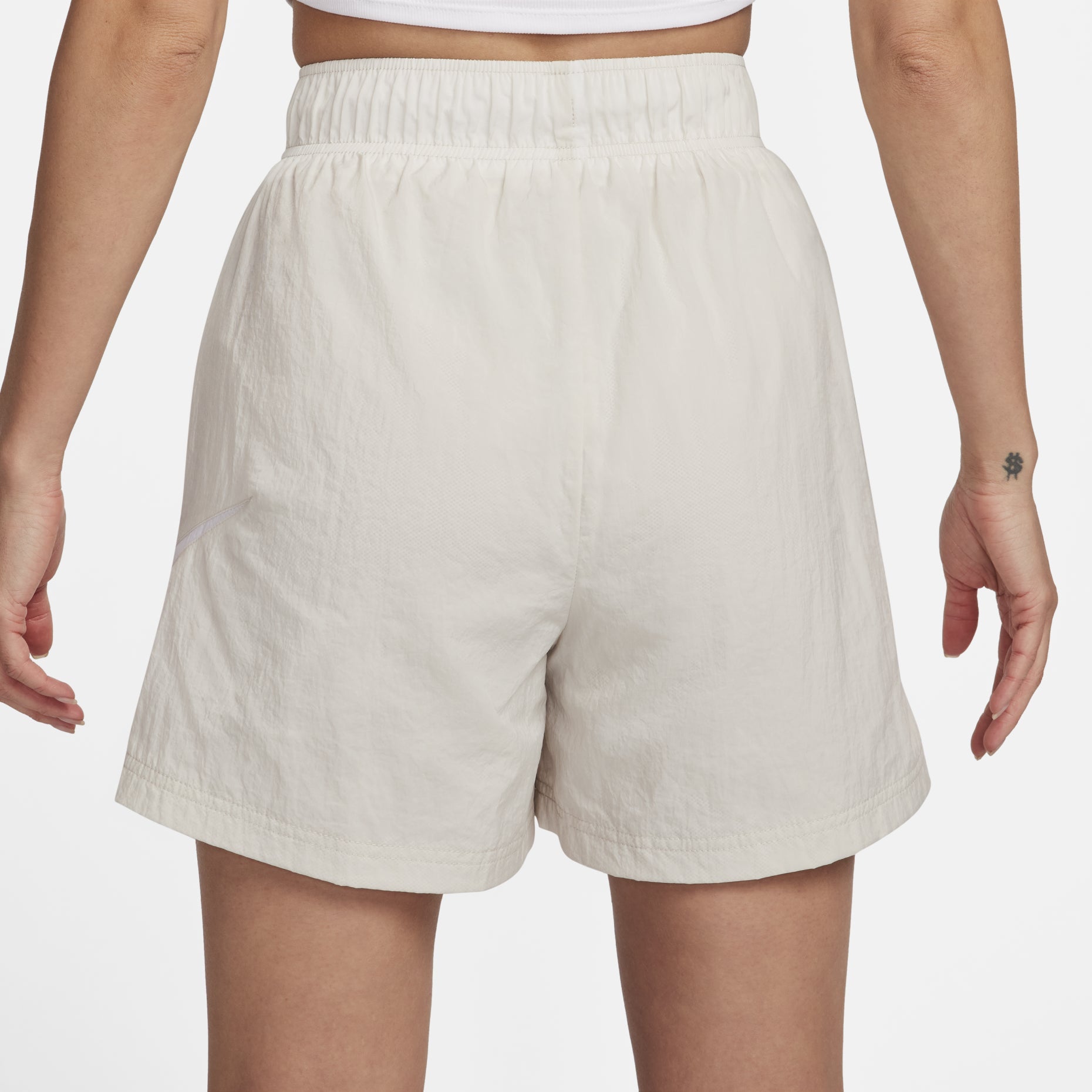 (WMNS) Nike Sportswear Essential Woven Shorts 'White' DM6740-104