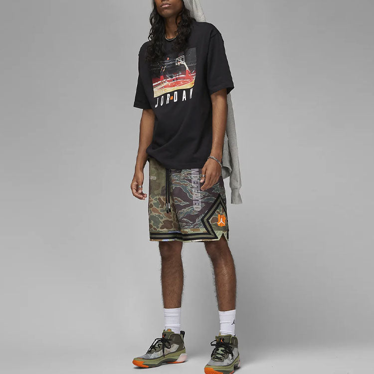 Air Jordan x Undefeated T-Shirt Asia Sizing 'Black' DX6030-010