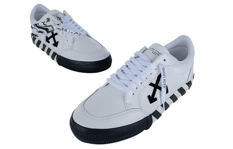 Off-White Leisure Sneakers Black/White OWOMIA085E20LEA001JW
