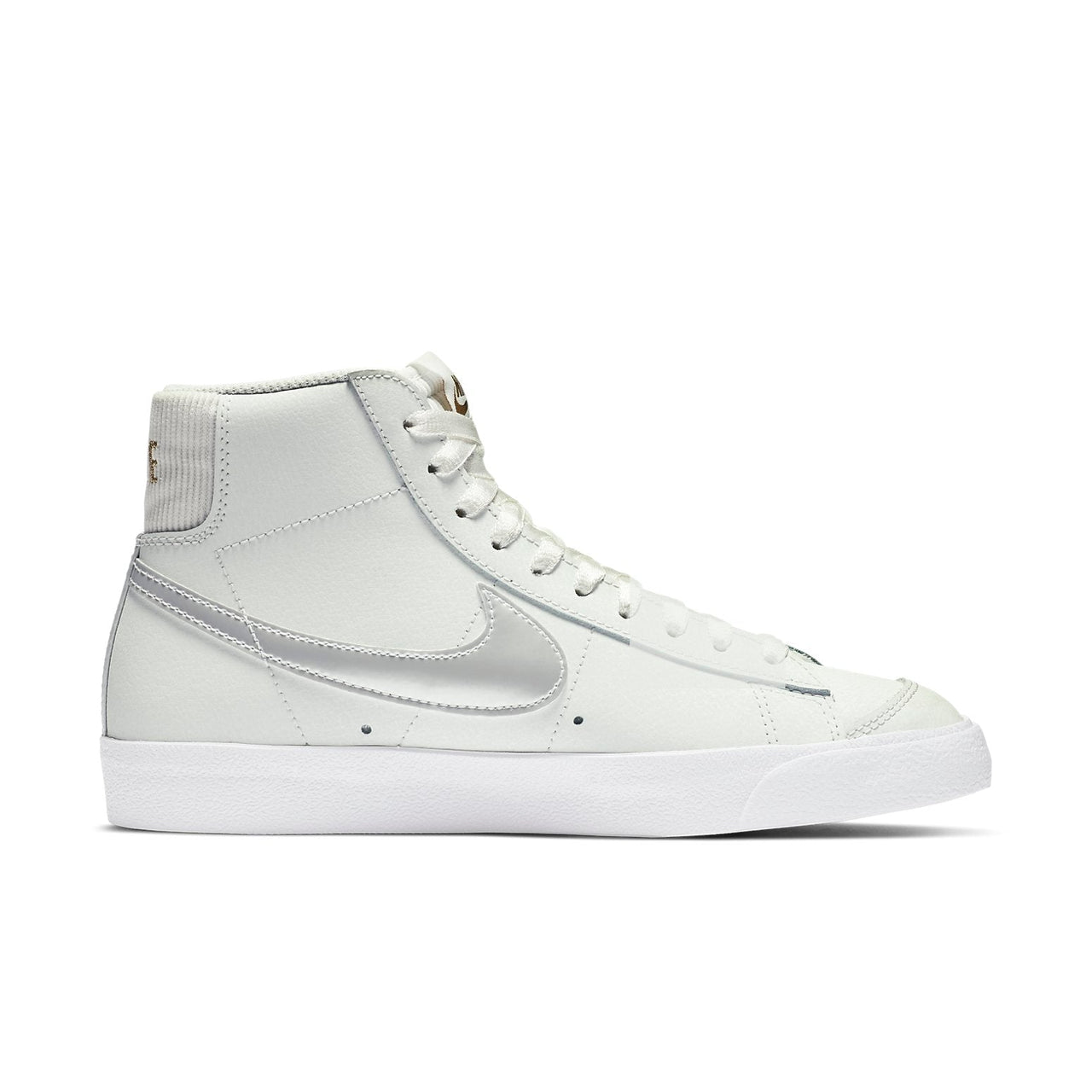 (WMNS) Nike Blazer Mid '77 'Summit White' DD6610-100