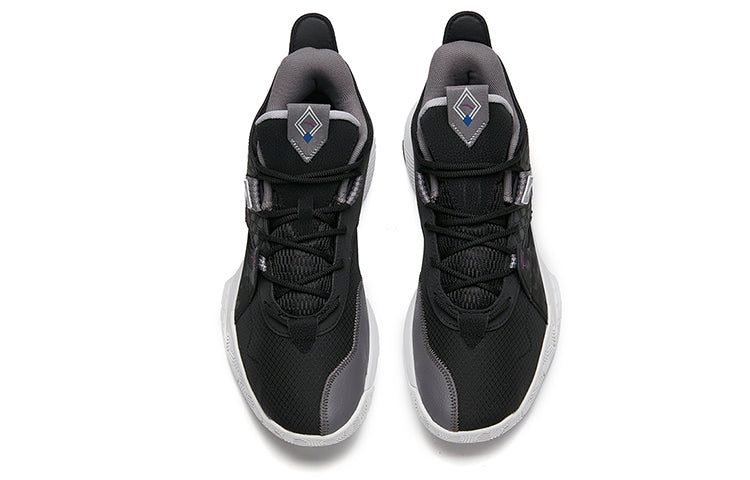 ANTA Speedy 2 'Black Grey White' 112141606-9