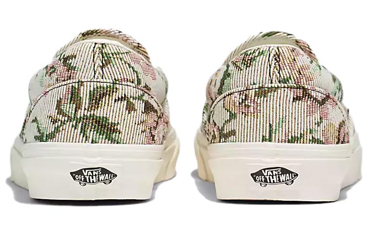 Vans Classic Slip-On Tapestry Floral Shoes 'Beige' VN000BVZCCZ