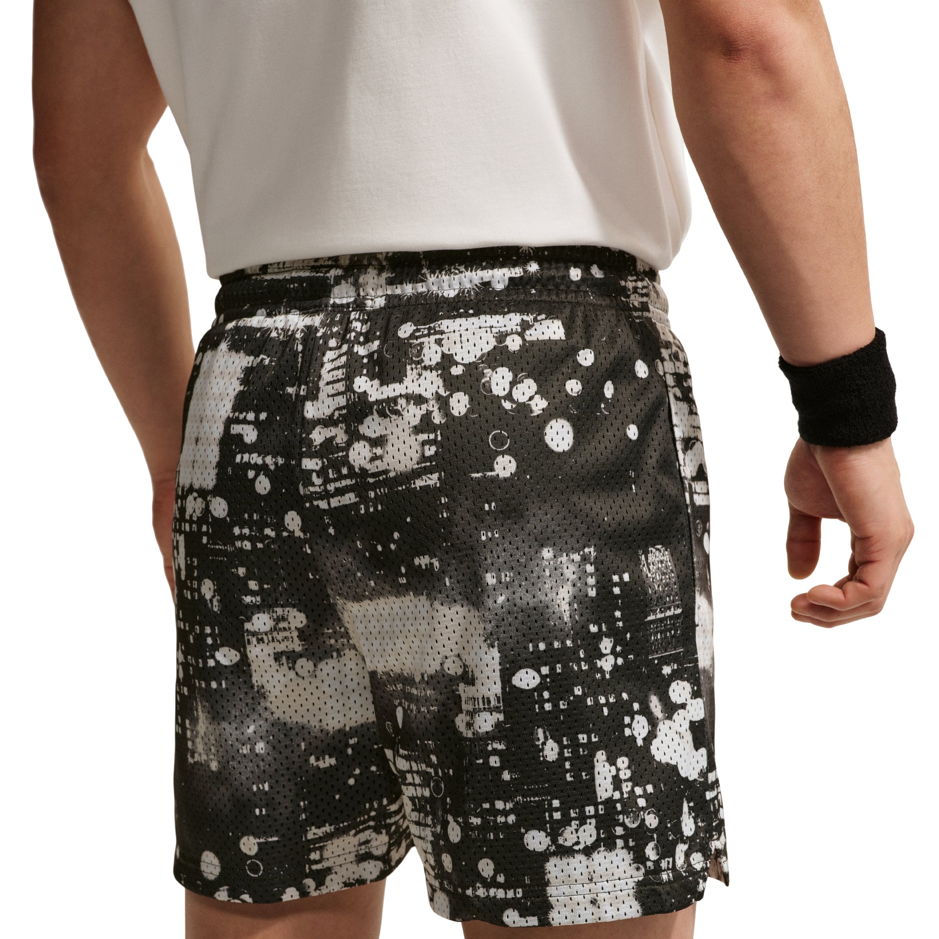 Nike Standard Issue Dri-FIT 13cm Shorts 'White Black Pale Ivory' IF2574-100